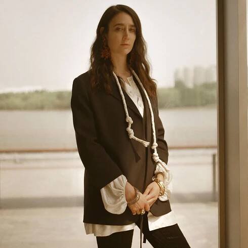 Tous les secrets du défilé Chloé croisière 2020 à Shanghai dévoilés par Natacha Ramsay-Levi