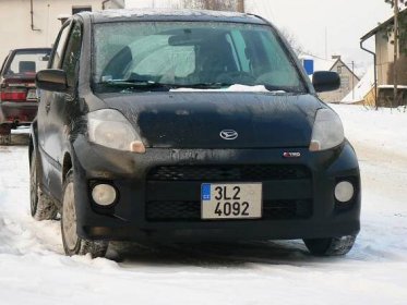 2007 Daihatsu Sirion / Storia / Boon 1.3 benzín 64 kW