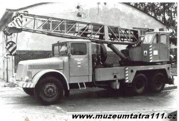 Autojeřáb Tatra 111 HSC-4 | muzeumtatra111