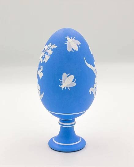 Hand-painted goose eggshell
