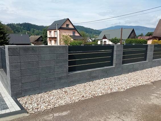 Hliníkový plot AG CONFIGURE - ALUgate výrobce hliníkových plotů