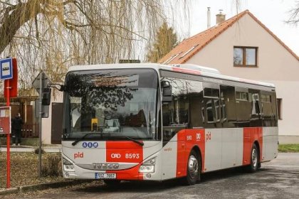 Podívejte se: Po silnicích Kolínska jezdí nové nízkopodlažní autobusy