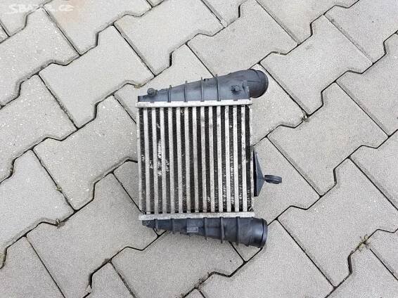 Intercooler, vzd. chladič Fabia 1,9 TDi 6Q0145804A