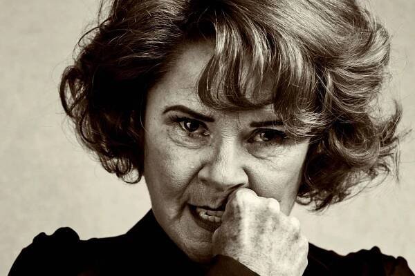 Imelda-Staunton-as-Martha-in-Edward-Albees-Whos-Afraid-of-Virginia-Woolf-in-the-West-End