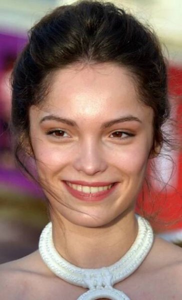 Lola Le Lann – Wikipedie