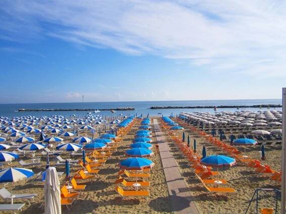 ANCORA, Itálie, Cattolica, Hotel Des Bains