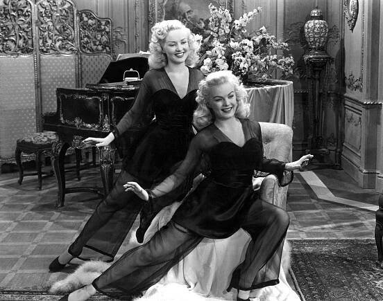 THE DOLLY SISTERS, Betty Grable, June Haver, 1945, TM & Copyright (c) 20th Century Fox Film Corp. All rights reserved.
