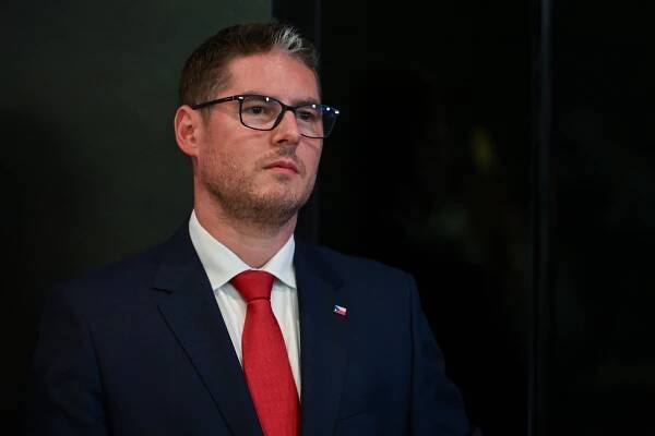 Hlaváček znovu europoslancem nebude. Ze ‚závažných osobních důvodů‘ se neujme mandátu