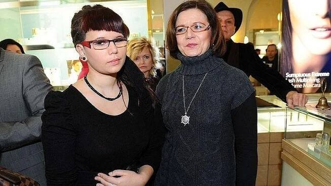 VIDEO: Ivana Andrlová a Ivan Vyskočil šílí z dcery, která má hlavu plnou dredů. Myje si vlasy?