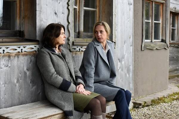 Brandnächte - Z filmu - Barbara Auer, Sophie von Kessel