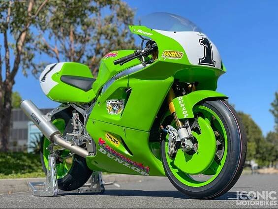 1993 Muzzy Kawasaki ZX-7R Scott Russell WSBK Winner
