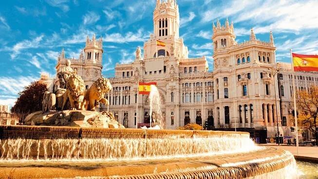 Cibeles fountain, Madrid