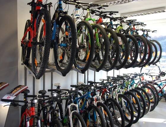 Prodejna KUR sport Ústí nad Labem | KUR sport | horská a dětská kola, elektrokola, komponenty, lyže, oblečení