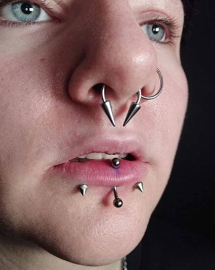 Piercing :: Služba :: Tatéři