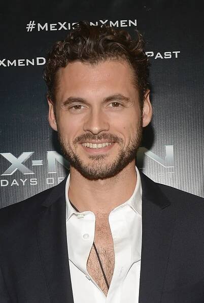 Adan Canto at an event for X-Men: Budoucí minulost (2014)