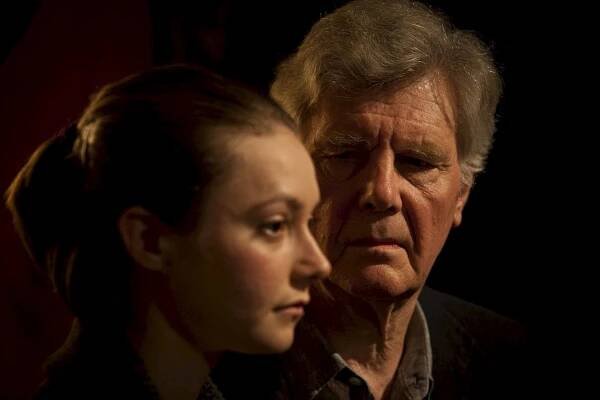 Vraždy v Midsomeru - Šílená Molly - Z filmu - Lydia Wilson, James Fox