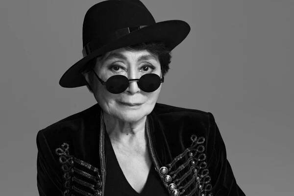 Yoko Ono - To Be Appreciated Only When It's Broken, conceived 1967 / cast 1988