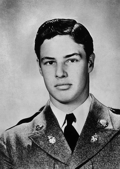 The troubled childhood that molded Marlon Brando's brooding persona | Mashable