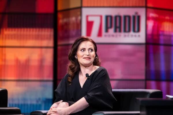 FOTO: Eva Leinweberová má problém se svým příjmením. – stránka 32