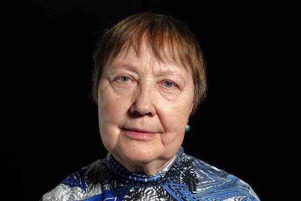 Lyudmila Deyneka (1952)