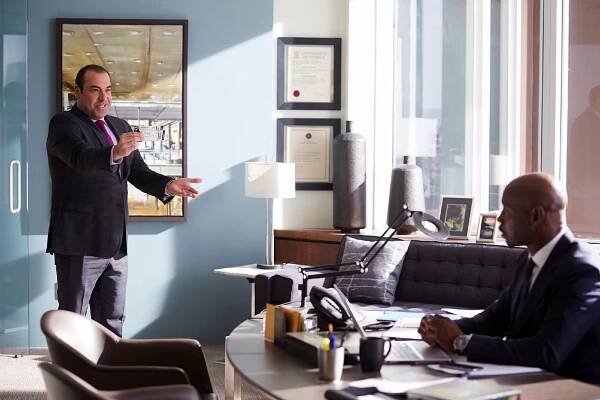 Kravaťáci - Podpásovky - Z filmu - Rick Hoffman, D.B. Woodside