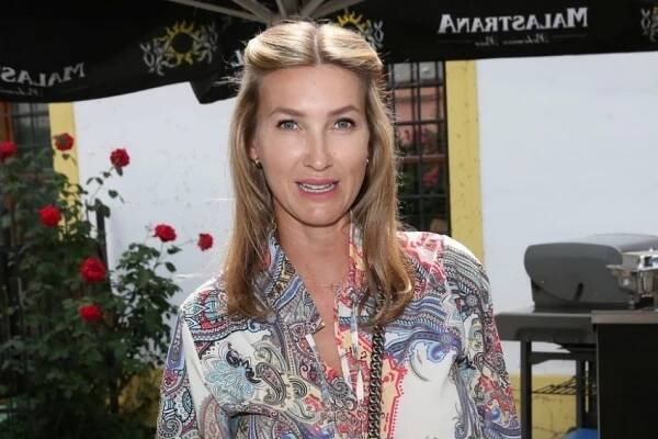 Dominika Mesarošová si užívala konec roku v plavkách na soukromé pláži v Egyptě. Pochlubila se partnerem i malým synem