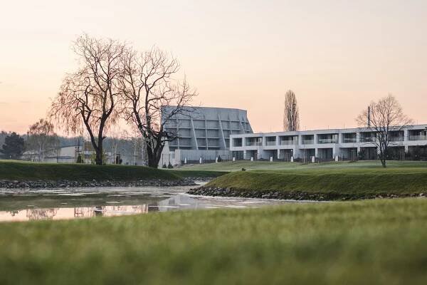Golfové hřiště – Galerie Golf Hostivař