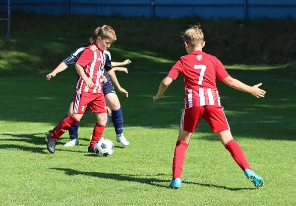 V Novém Městě oslavili 125 let fotbalu, dorazili Holeš, Horváth, ale i Sigi Team
