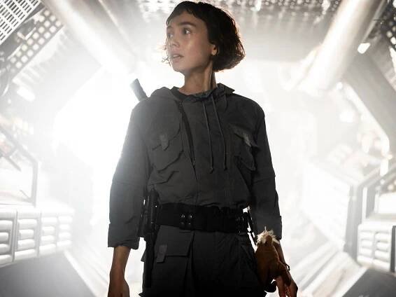 'Alien: Earth': Sydney Chandler on a 'dead' extra scaring her