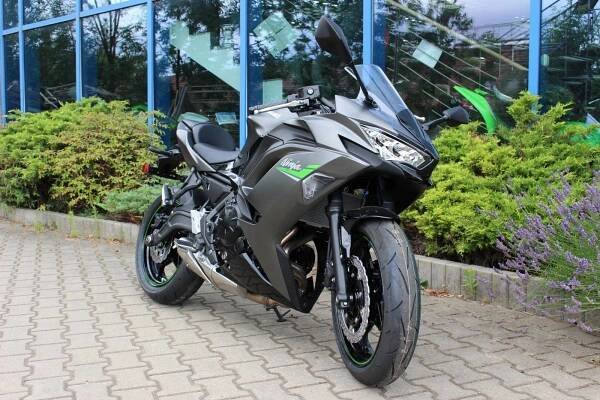 Kawasaki Ninja 650 2024 SKLADEM NYNÍ AKCE