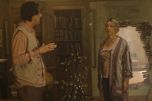 Lodge 49 - Sunday - Z filmu - Linda Emond