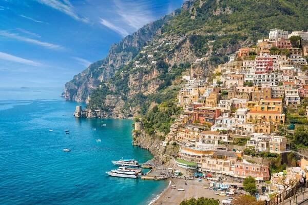 How to turn your business expenses into travel rewards