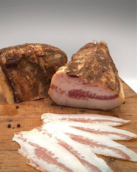 Guanciale Toscano Servito
