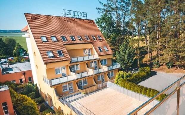 Hotel Akademie Naháč - Hotel Akademie Naháč