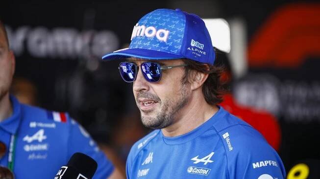 Alonso je nejdéle závodícím jezdcem F1. Překonal rekord Schumachera