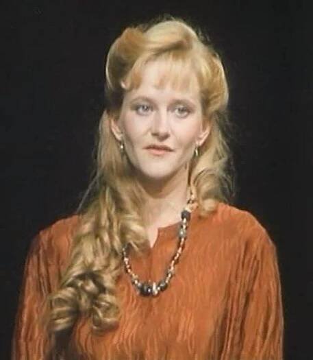 Simona Vrbická v seriálu Náhrdelník (1992, režie František Filip)