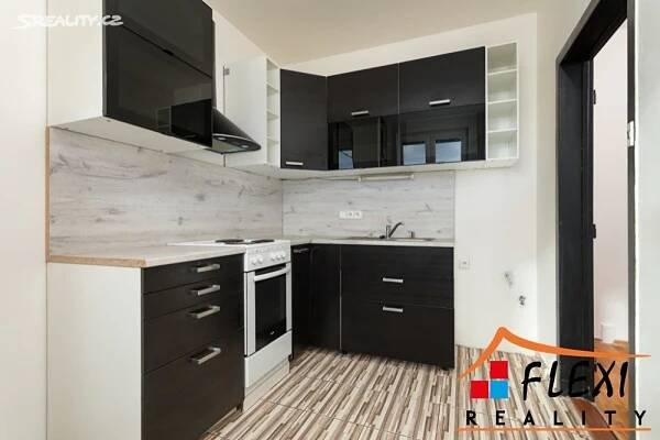 Pronájem bytu 2+1 44 m², Jaromíra Matuška, Ostrava - Dubina