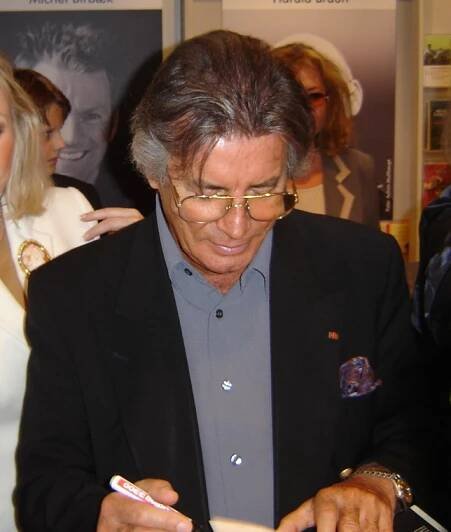 Pierre Brice - Wikipedia