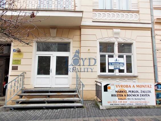 Obchod v centru města Karlovy Vary | Loyd - reality, s. r. o.