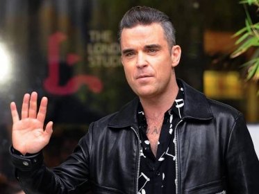 When is Robbie Williams performing at BST Hyde Park, why did he quit Take That and who is his wife Ayda...