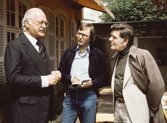 Curd Jürgens, Frank Strecker - Místo činu - rot.. rot.. tot - Z filmu