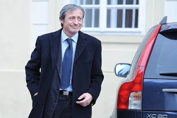 Stropnický: Česká armáda není schopná poslat do Středoafrické republiky polní nemocnici