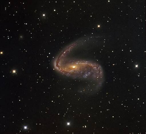 Soubor:Ngc2442 potw.jpg – Wikipedie