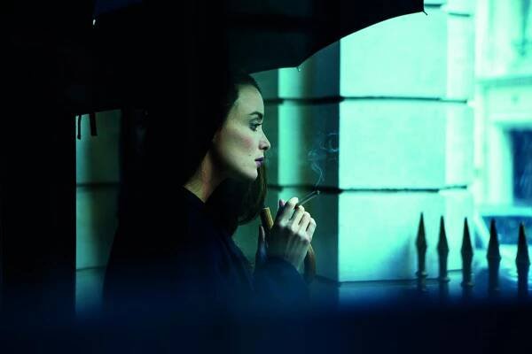 Iris - Z filmu - Charlotte Le Bon