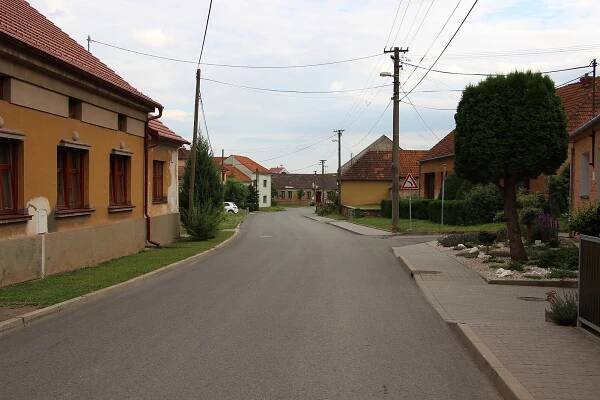 Ulice jižně od návsi