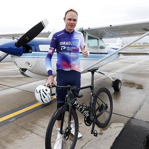 Is Chris Froome - in 2023 - a professional cyclist, or an influencer?