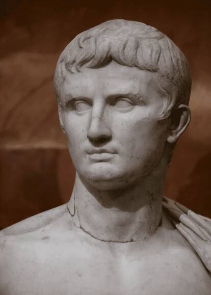 10 Facts About the Death of Roman Emperor Augustus - Discover Walks Blog