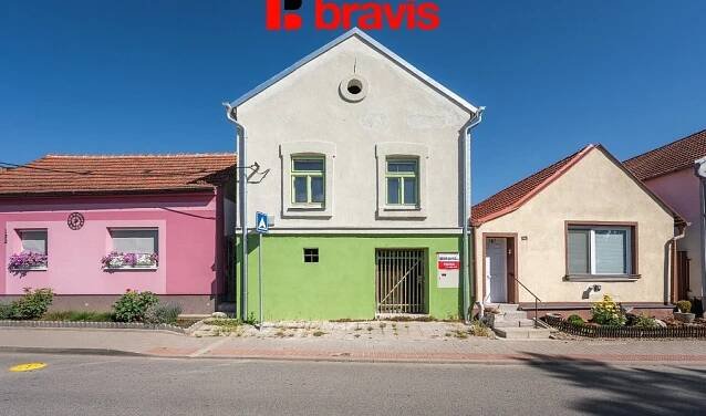 Prodej RD 1+1 s vinným sklepem, Rakvice - Břeclav | Reality.iDNES.cz 