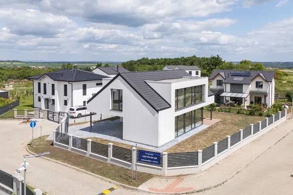 K Menhiru, Horoměřice - Praha-západ | Prodej, Rodinný dům, 5+kk, 226 m²