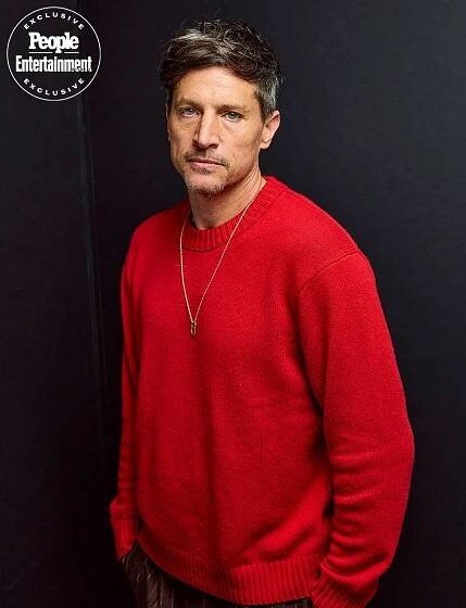 Simon Rex of 'Magic Farm'; Shutterstock, PEOPLE and EW Official Sundance Film Festival Portrait Studio, Day 3, Park City, Utah, USA - 26 Jan 2025; credit: Jay L. Clendenin/Shutterstock